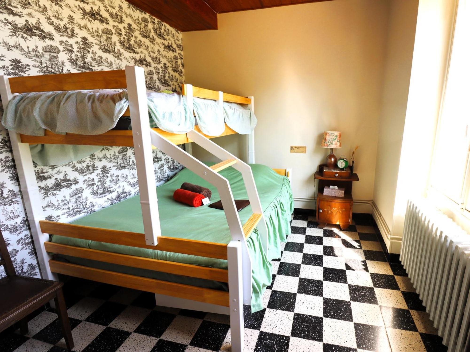 Location De Chambres Bienvenue Chez Meme Treigny Exterior foto